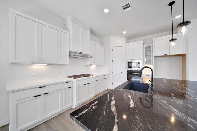 4404 Anthony Court Lane, Seabrook, TX 77586