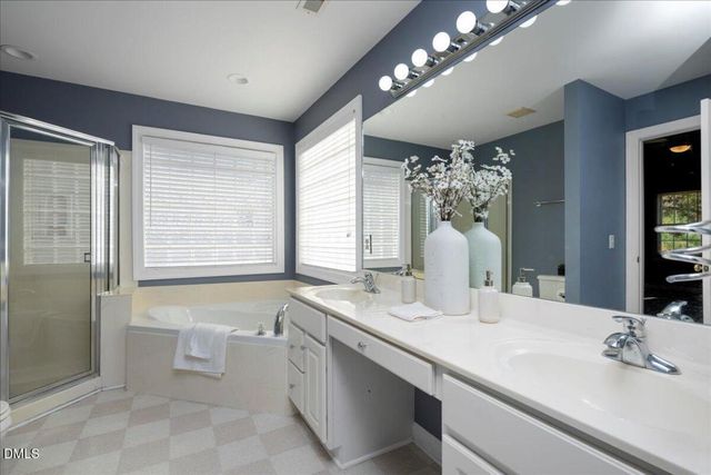 6712 Wavcott Drive, Fuquay Varina, NC 27526