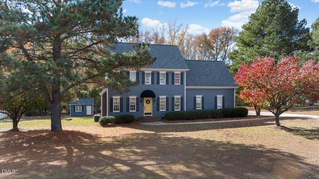 6712 Wavcott Drive, Fuquay Varina, NC 27526