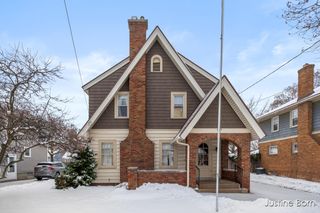 2219 Paris Avenue, Grand Rapids, MI 49507
