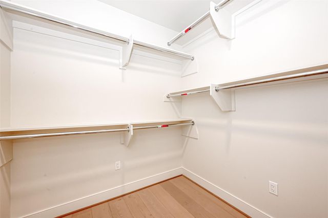 2047 Westcreek Lane 801, Houston, TX 77027