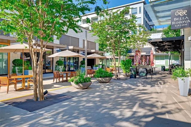 2047 Westcreek Lane 801, Houston, TX 77027