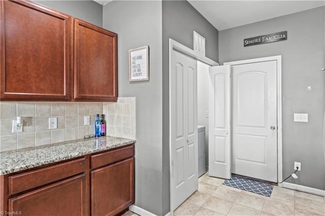 4552 Silo Ridge Court, Clemmons, NC 27012