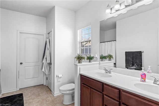 4552 Silo Ridge Court, Clemmons, NC 27012