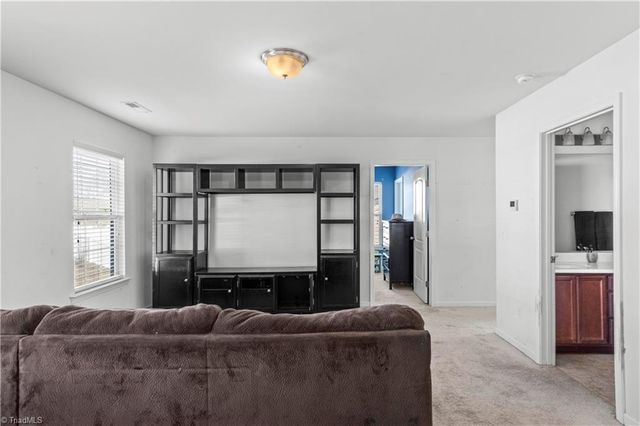 4552 Silo Ridge Court, Clemmons, NC 27012