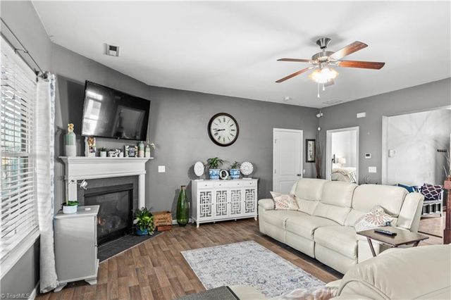 4552 Silo Ridge Court, Clemmons, NC 27012