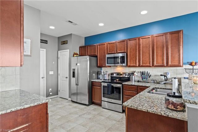 4552 Silo Ridge Court, Clemmons, NC 27012