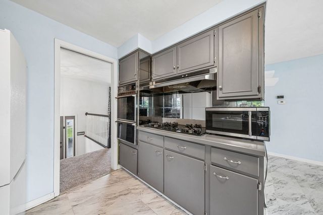 44 Chris Court, Plum Boro, PA 15239