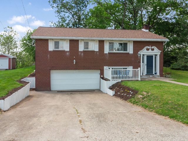 44 Chris Court, Plum Boro, PA 15239