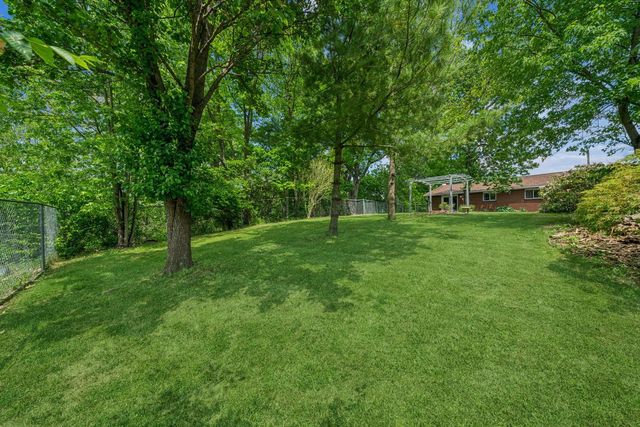 44 Chris Court, Plum Boro, PA 15239