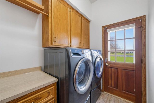 11020 Brighton PLACE, Mequon, WI 53097