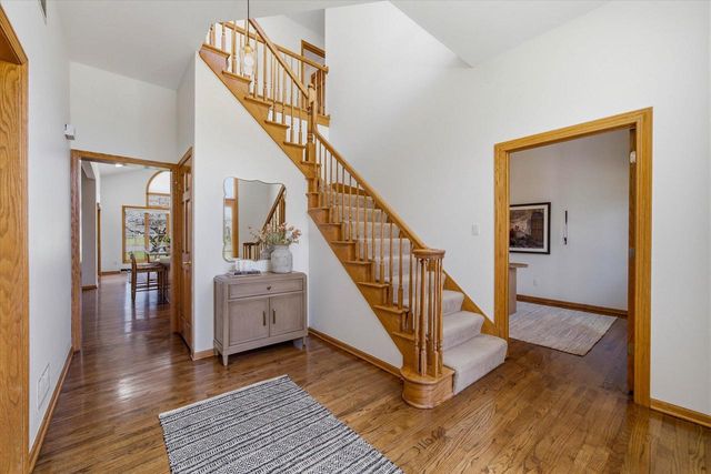 11020 Brighton PLACE, Mequon, WI 53097