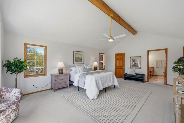 11020 Brighton PLACE, Mequon, WI 53097