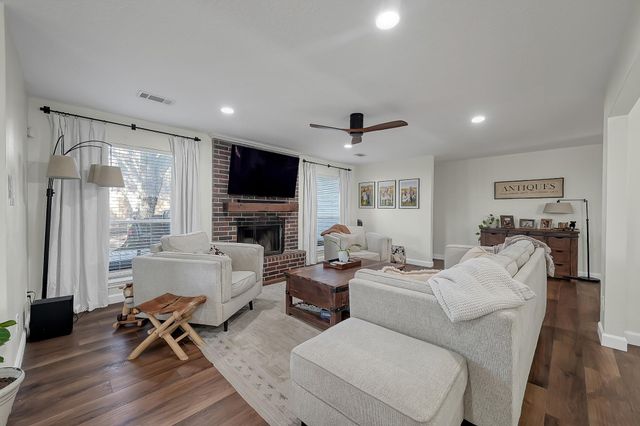 13314 Hilltop Circle, Willis, TX 77318