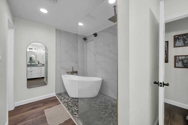 13314 Hilltop Circle, Willis, TX 77318