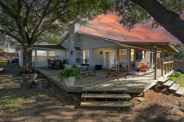 13314 Hilltop Circle, Willis, TX 77318