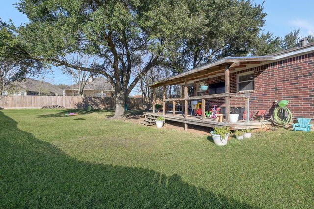 13314 Hilltop Circle, Willis, TX 77318
