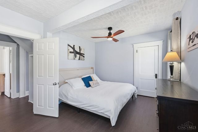 6867 Hurd Avenue, Columbia Twp, OH 45227