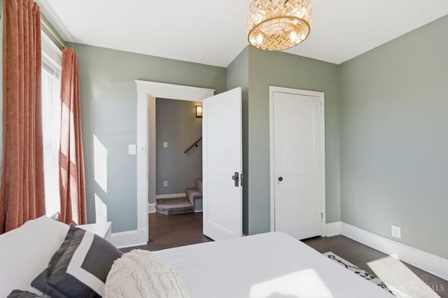 6867 Hurd Avenue, Columbia Twp, OH 45227