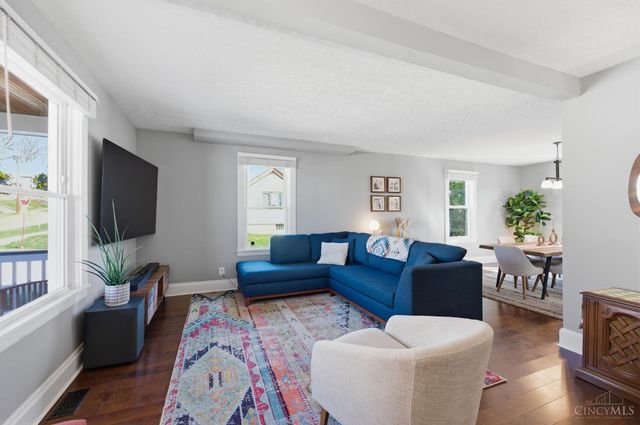 6867 Hurd Avenue, Columbia Twp, OH 45227