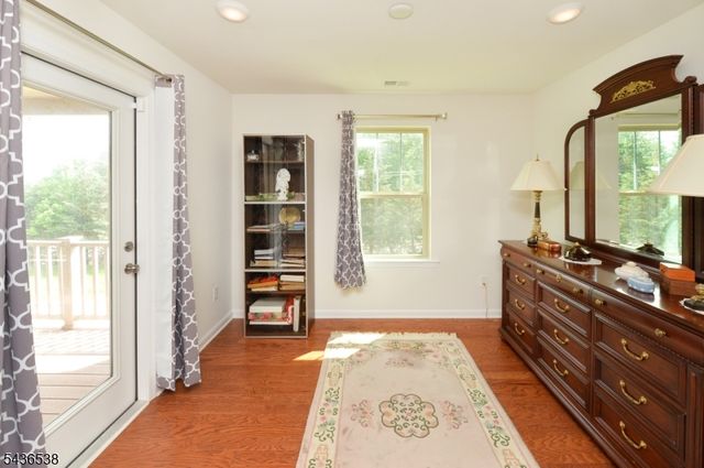 27 Winfield Dr, Woodcliff Lake Boro, NJ 07677