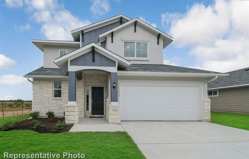 200 Insider LOOP, Elgin, TX 78621