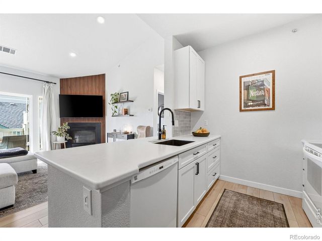 8329 S Independence Circle 306, Littleton, CO 80128