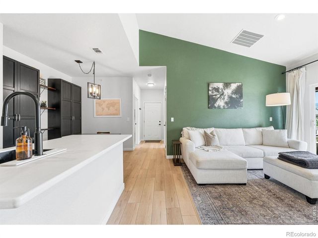 8329 S Independence Circle 306, Littleton, CO 80128