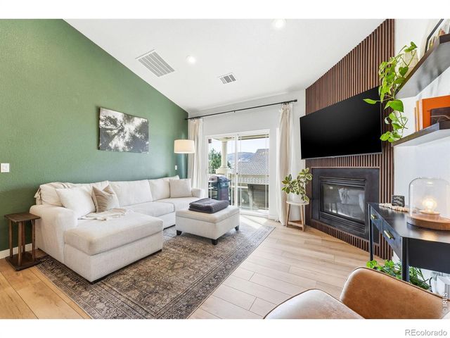 8329 S Independence Circle 306, Littleton, CO 80128