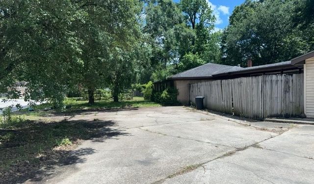22972 Keith Drive, New Caney, TX 77357