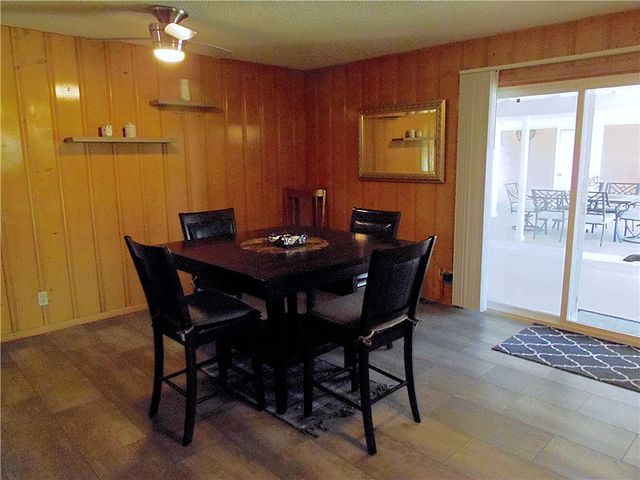 141 Georgia Pl, Portland, TX 78374