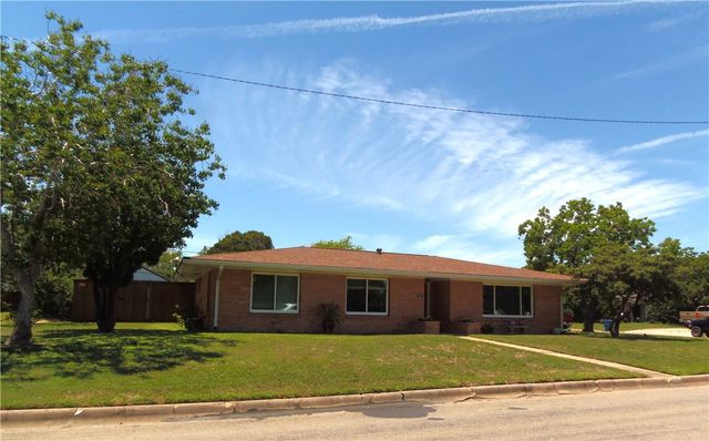 141 Georgia Pl, Portland, TX 78374