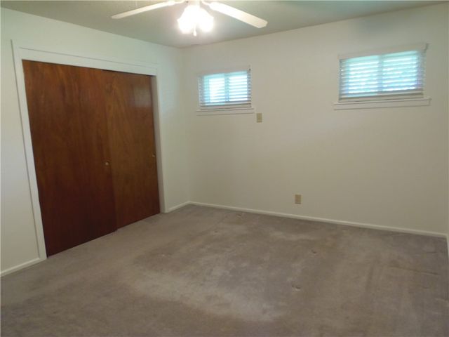 141 Georgia Pl, Portland, TX 78374