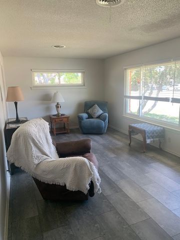 141 Georgia Pl, Portland, TX 78374