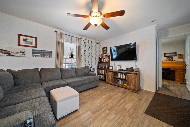 9 Berle Drive, Boscawen, NH 03303