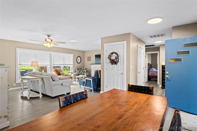 604 SW 3rd Street, Checotah, OK 74426