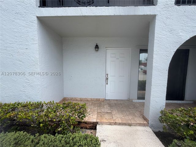 18226 S Mediterranean Blvd 3-16, Hialeah, FL 33015