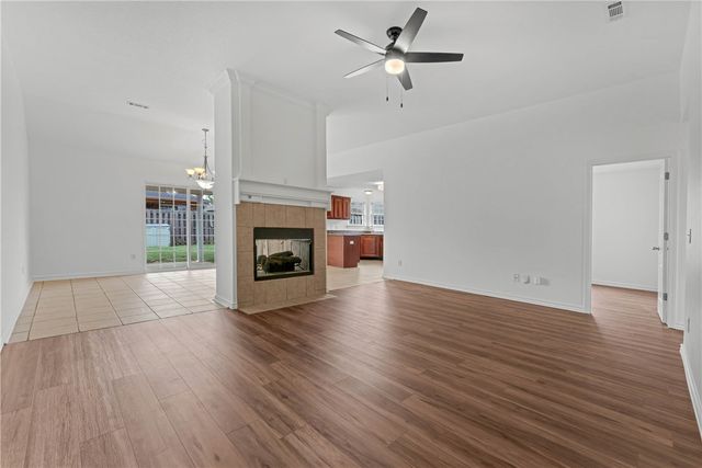 6102 S 39th Street, Rogers, AR 72758