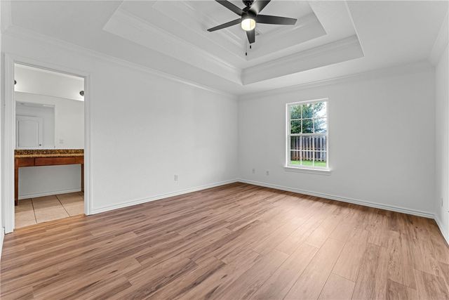 6102 S 39th Street, Rogers, AR 72758