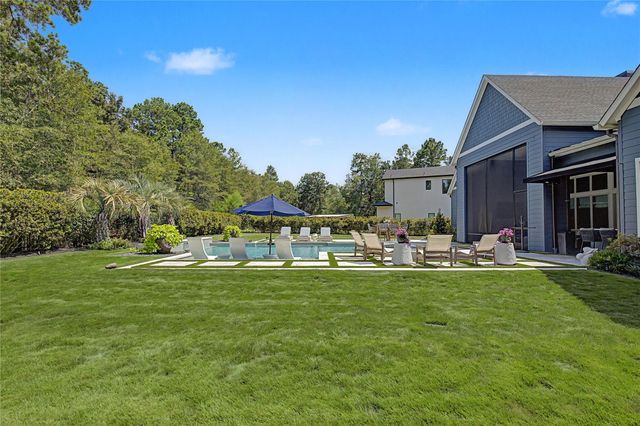 114 Royal Palm Avenue, Montgomery, TX 77316