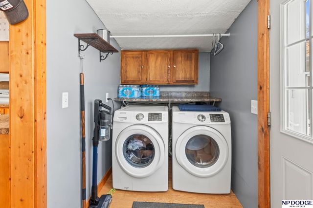 406 E 14th Street, Fremont, NE 68025