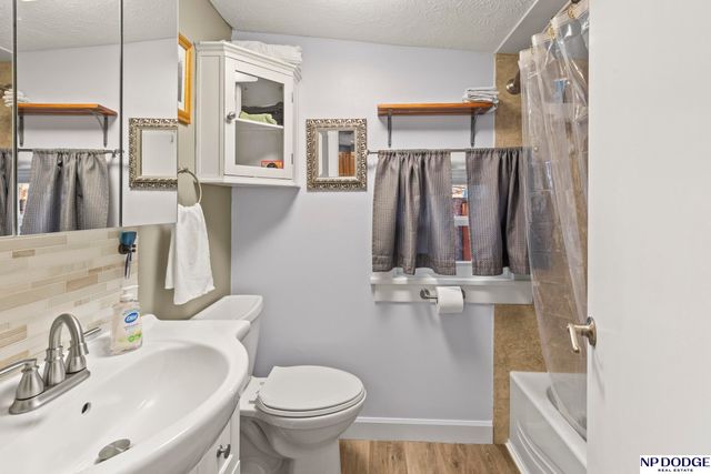 406 E 14th Street, Fremont, NE 68025