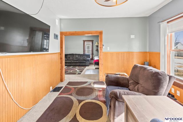 406 E 14th Street, Fremont, NE 68025