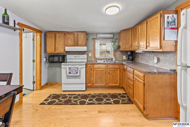 406 E 14th Street, Fremont, NE 68025