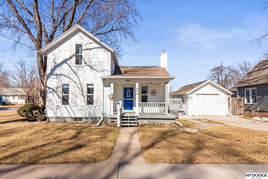 406 E 14th Street, Fremont, NE 68025