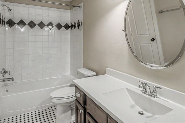 1317 Caywood Lane, Houston, TX 77055