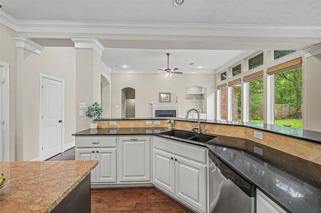 1317 Caywood Lane, Houston, TX 77055