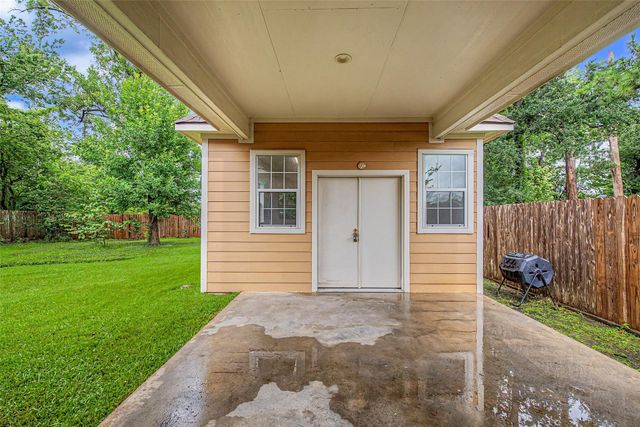 1317 Caywood Lane, Houston, TX 77055