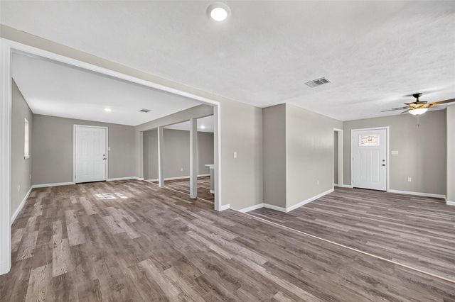 7938 Glen Vista Street, Houston, TX 77061