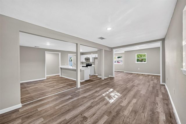 7938 Glen Vista Street, Houston, TX 77061